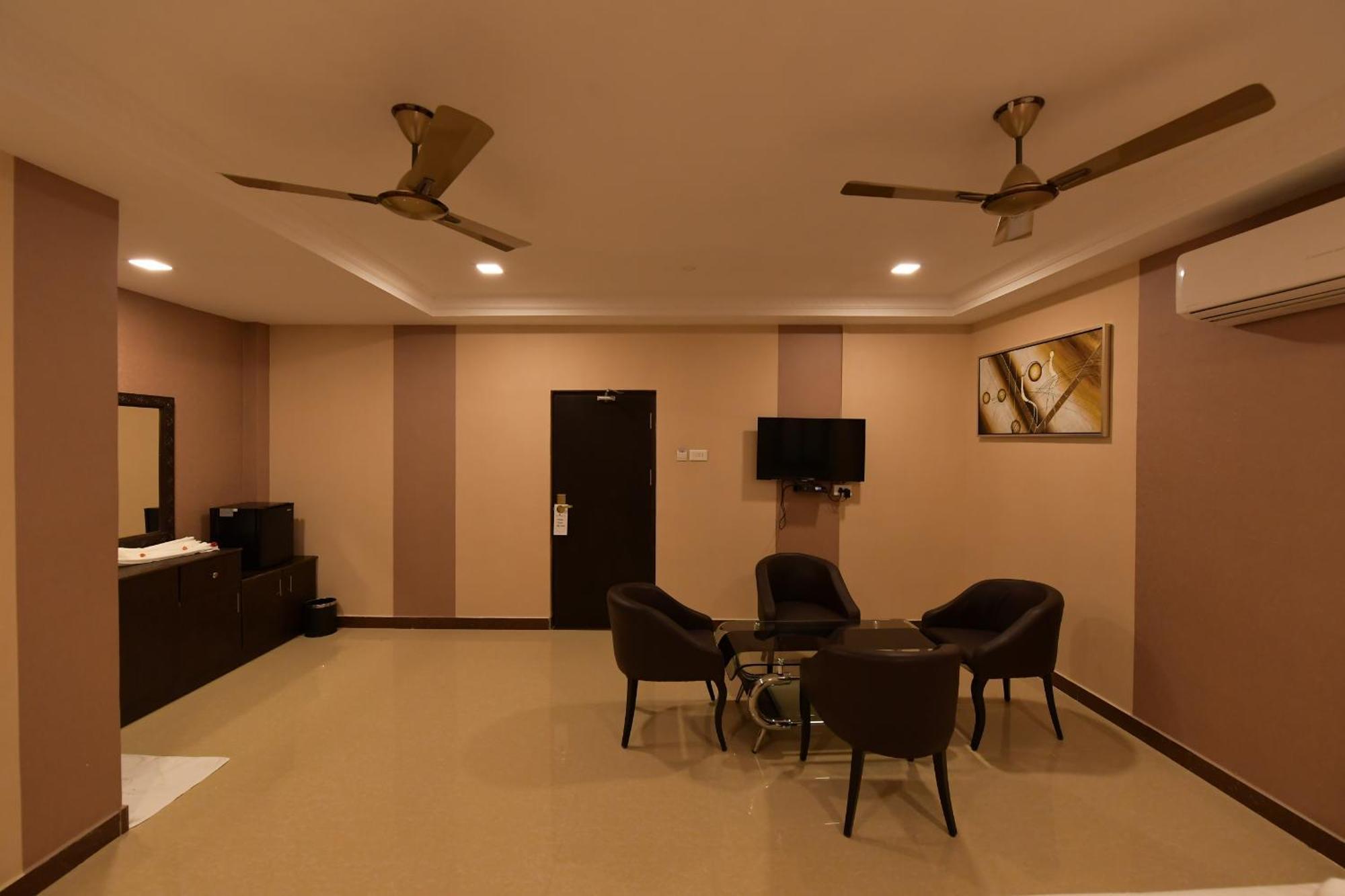 Coastal Grand Hotel Sampath Tiruchirappalli Extérieur photo