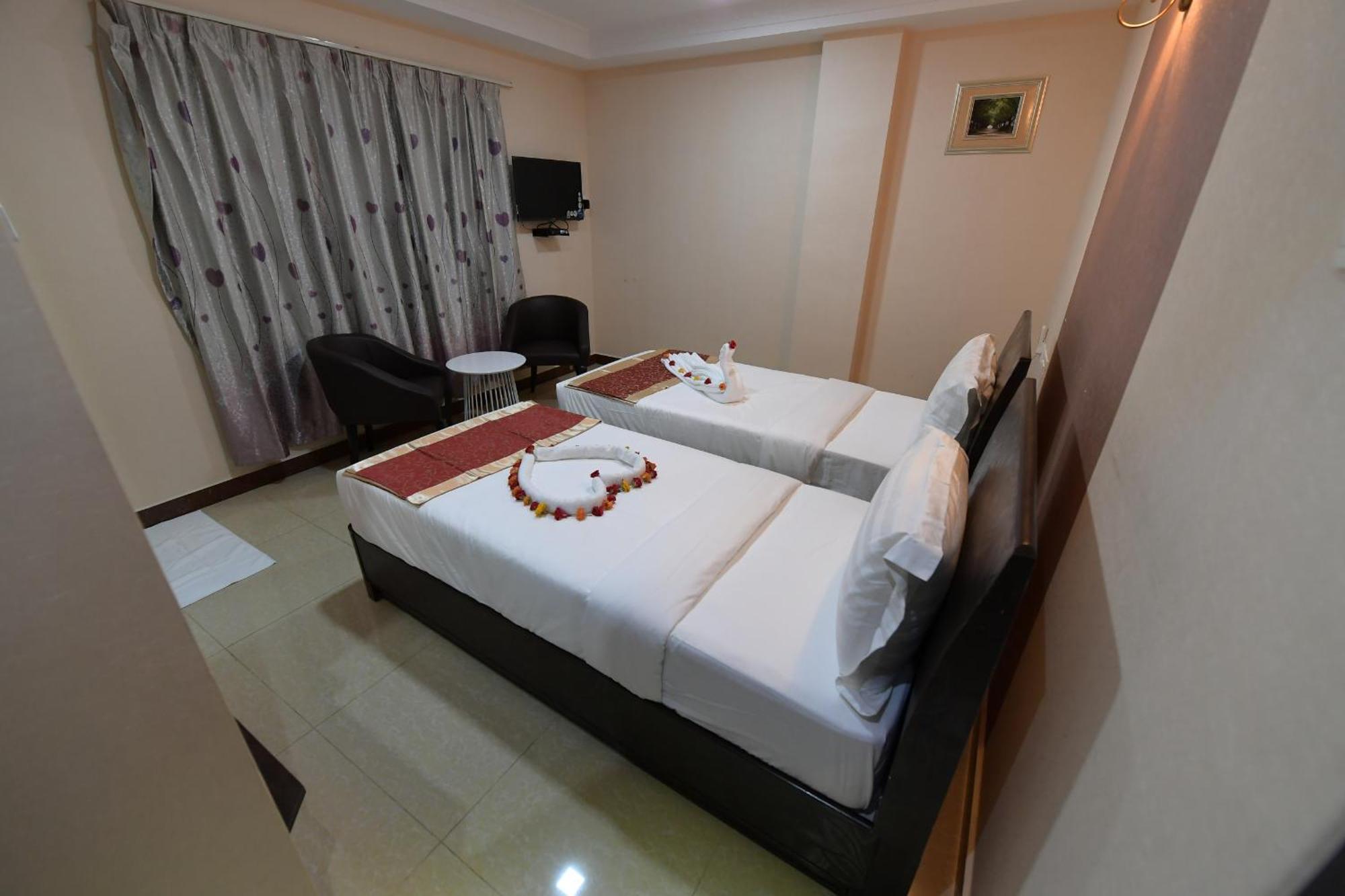 Coastal Grand Hotel Sampath Tiruchirappalli Extérieur photo